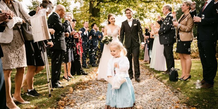 Leuchtende Augen bei der Schloss von Hammerstein-Hochzeit