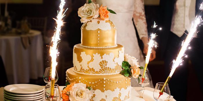 Das perfekte Lied für Hochzeitstorte und Eröffnung des Kuchenbuffets
