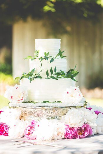 Weiße Hochzeitstorte