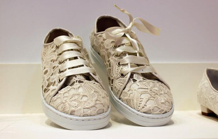 Flache Brautschuhe ähnlich wie Chucks