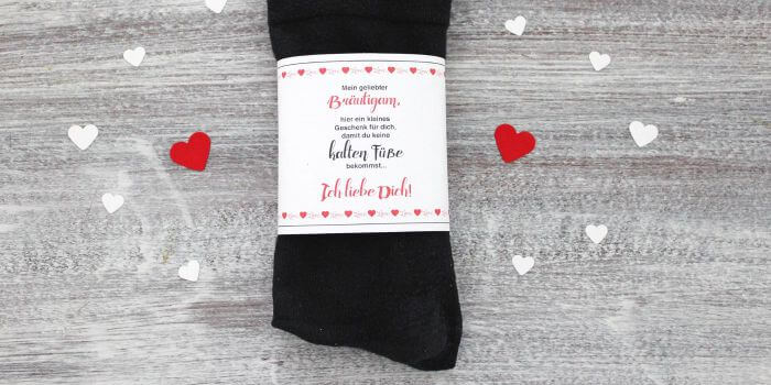 DIY: Socken für den Bräutigam gegen kalte Füße