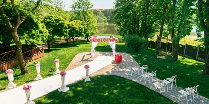 Mit einem Hochzeitsteppich den großen Auftritt genießen