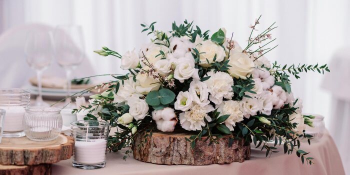 Blumengestecke für die Hochzeitsdeko – Tipps & Infos