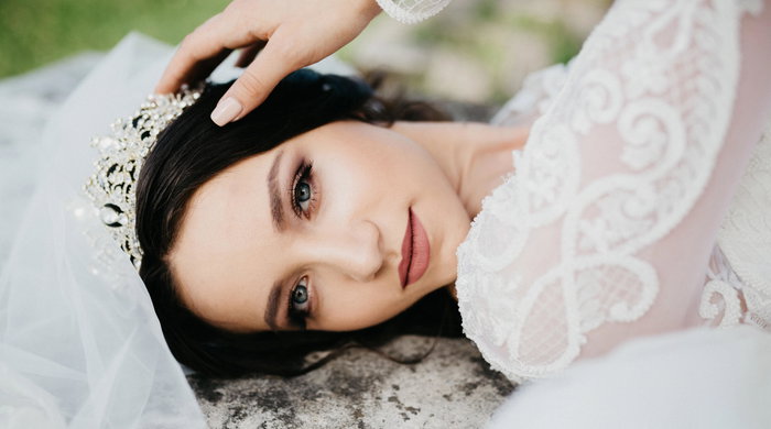 Highlight für den Brautlook: Ein funkelndes Diadem zur Hochzeit