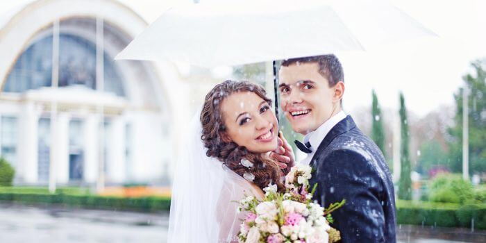 Zur Hochzeit Regen? So freut ihr euch trotzdem!