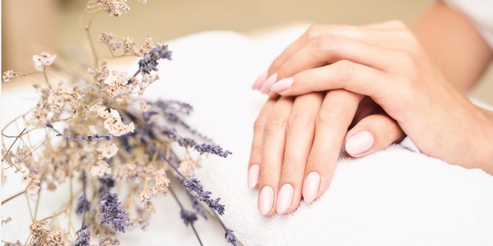 So strahlt euer Nagellack für die Hochzeit