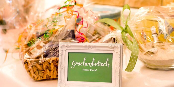 Tipps, Ideen & Inspirationen zum Hochzeitstisch / Geschenketisch