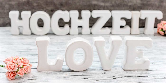 Von Just Married bis LOVE – Welcher Hochzeit-Schriftzug passt zu euch?
